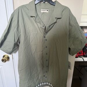 Retrofit Green Casual Button Down Shirt